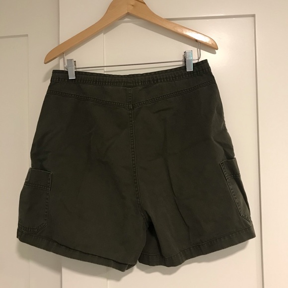 Vintage high waist cargo shorts - Picture 2 of 6